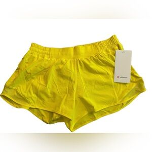 New with tags Lululemon Hotty hot low rise lined short 4”, Sonic Yellow size 12.